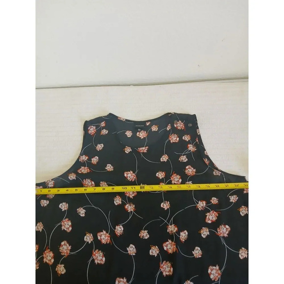 Who What Wear Size M Tank Top Sleeveless Black Floral - Picture 8 of 10